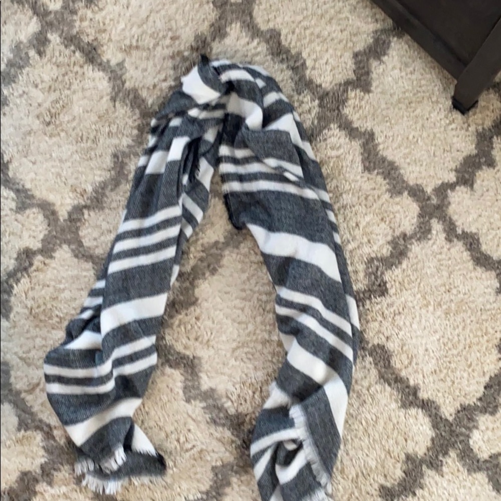 Blanket scarf